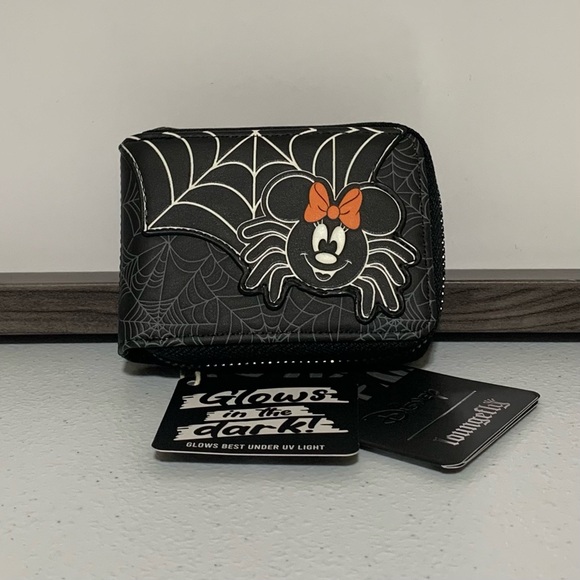 Loungefly Disney Minnie Mouse Spider Mini Backpack and Accordion Wallet - Picture 10 of 16